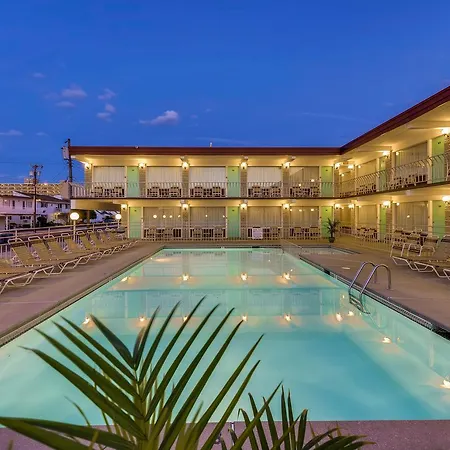 Panoramic Motel & Apts.